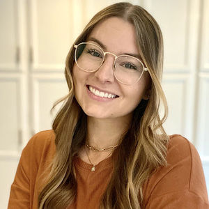 Meet your Posher, Danielle